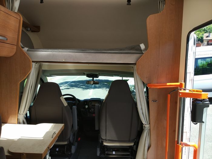 Autocaravana adaptada movilidad reducida discapacidad Blucamp Sky Free Autocaravana adaptada para silla de ruedas Blucamp Sky Free