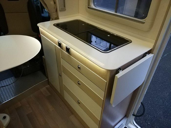 20200419-autocaravana-ilusion-xmk-590-5 20200419-autocaravana-ilusion-xmk-590-2