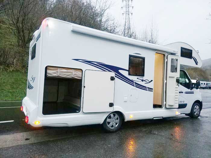 Autocaravana Blucamp Sky 50 G Autocaravana Blucamp Sky 50 G