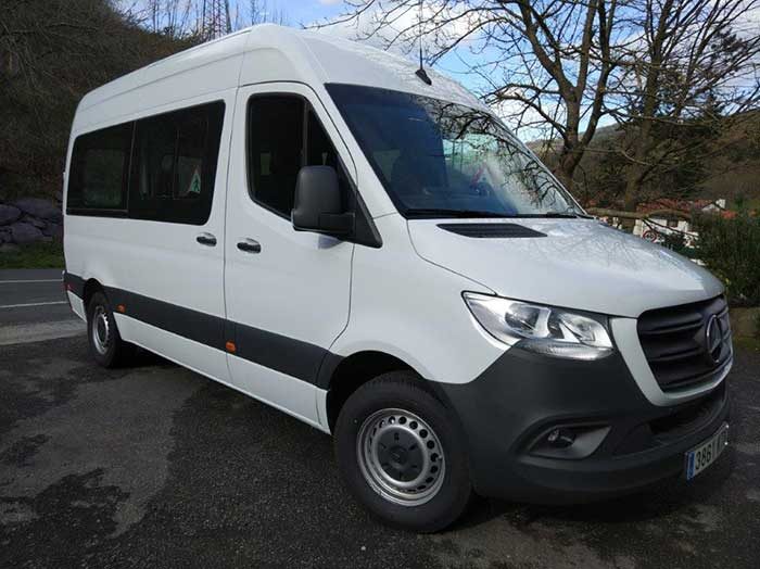 Furgoneta microbús Mercedes Sprinter Tourer