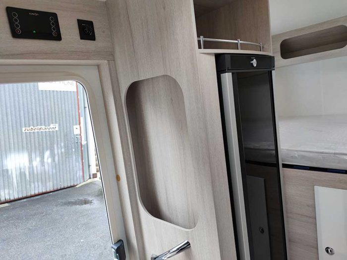 Autocaravana perfilada Ilusion XMK 590 H Autocaravana perfilada Ilusion XMK 590 H
