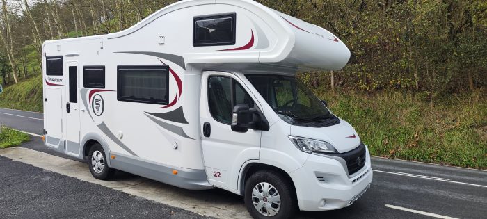 Autocaravana Elnagh Baron 22 de segunda mano